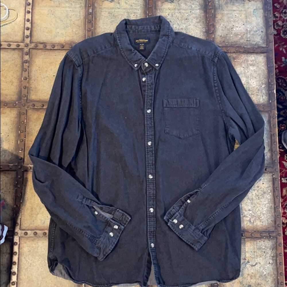 Button down grey